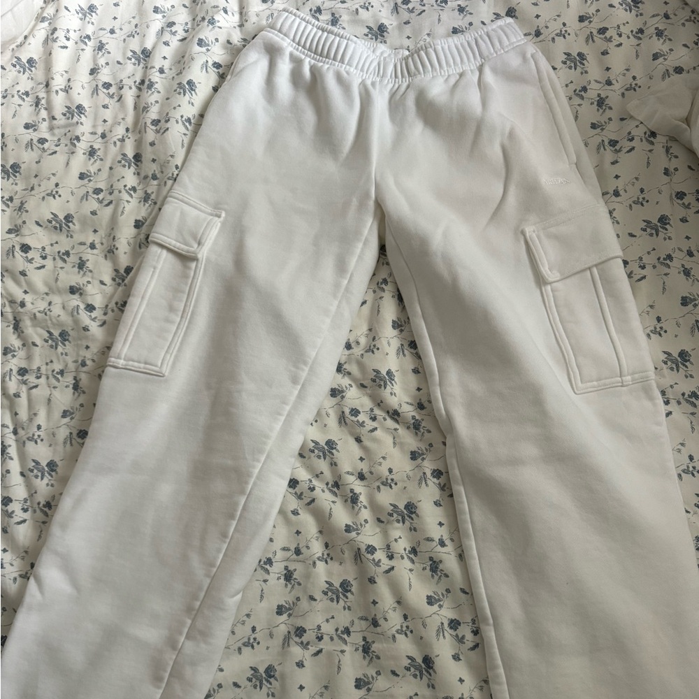 Aritzia sweat fleece low rise cargo sweatpants short length size xxs